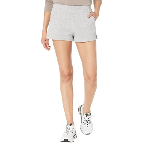 The North Face Women's Logo Short Gray Heather Size XL 0754 - Picture 1 of 2